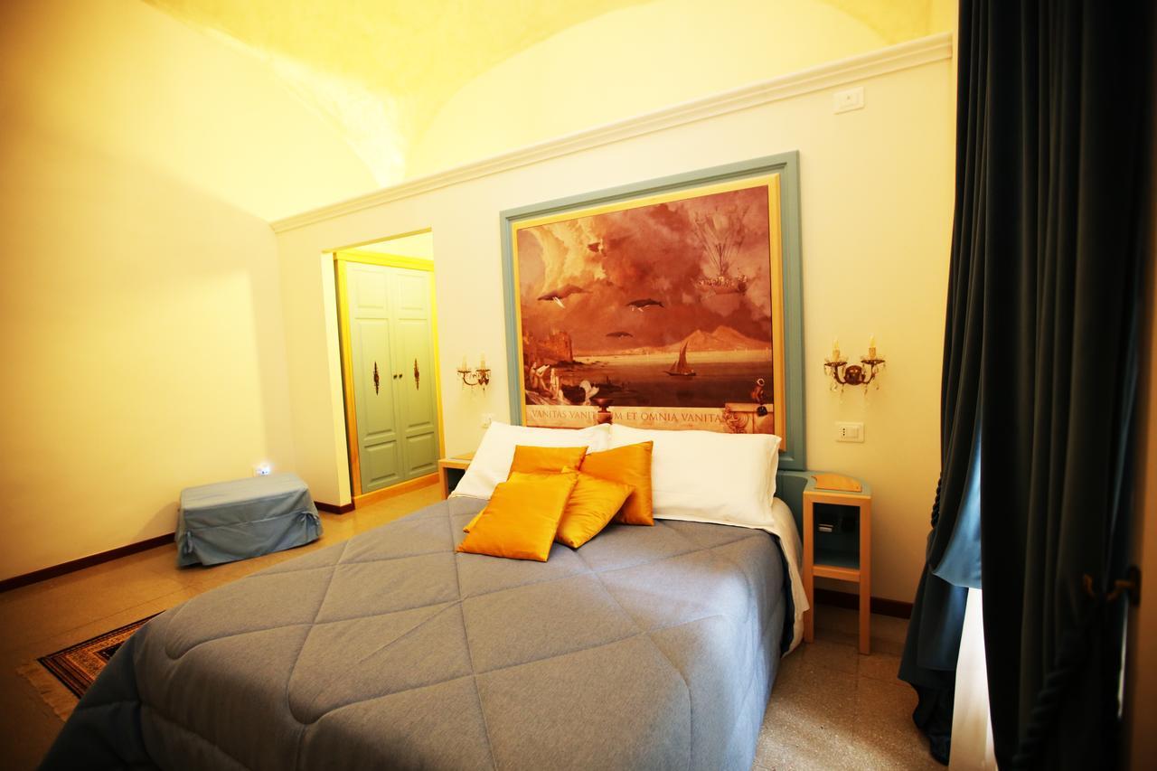 Bed & Breakfast La Bella Naples